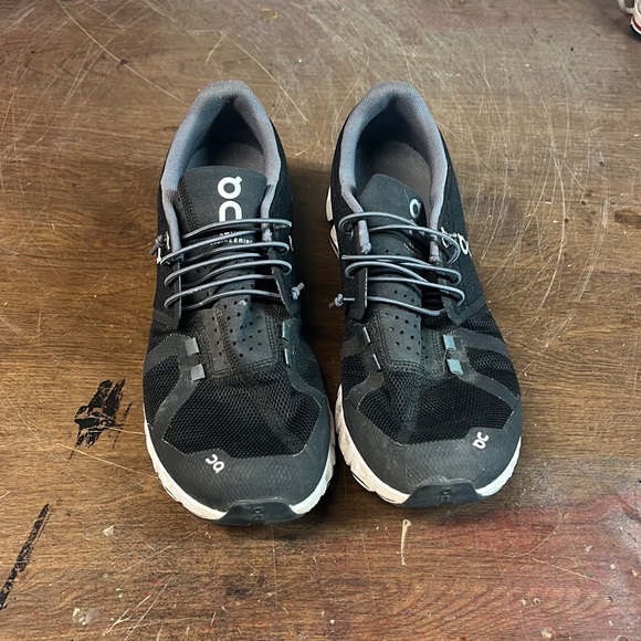 On Running Shoes - On Running Cloud Combo Black White Sneaker- 10